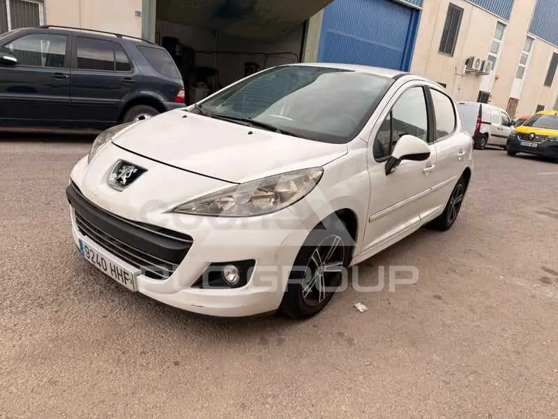 2012 Peugeot 207