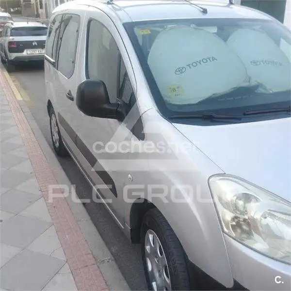 2012 Peugeot Partner