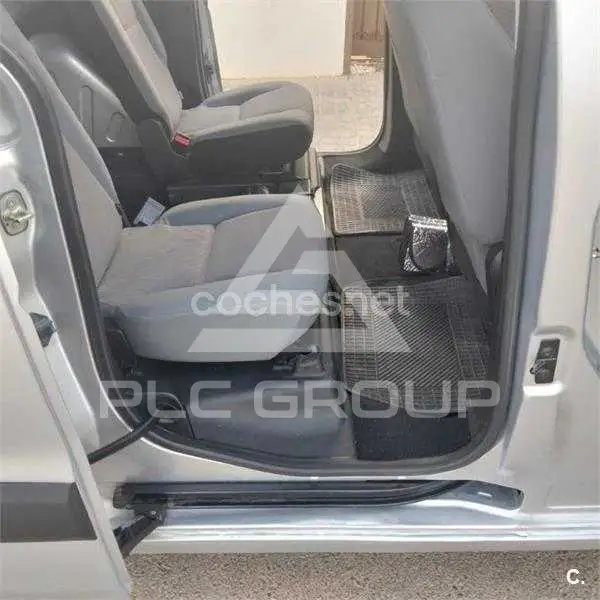 2012 Peugeot Partner
