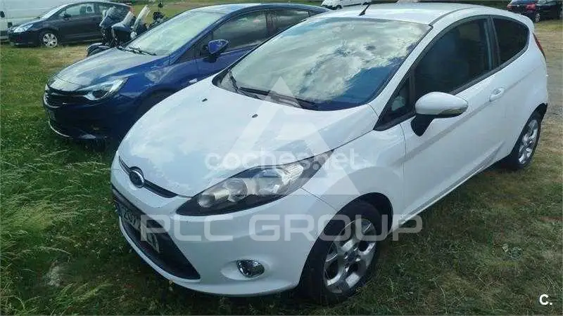 2012 Ford FIESTA