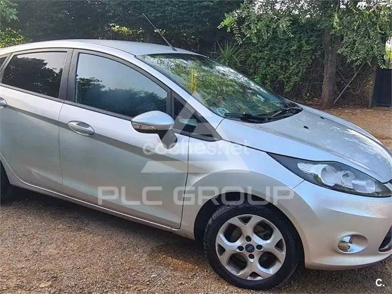 2012 Ford FIESTA