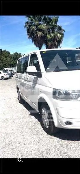 2012 Volkswagen CARAVELLE