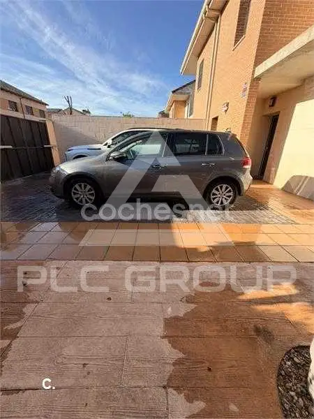 2012 Volkswagen GOLF
