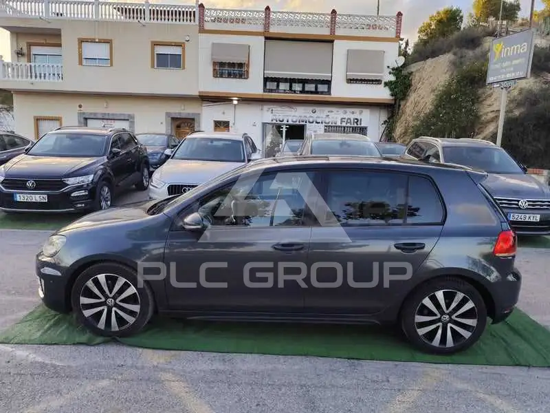 2012 Volkswagen GOLF
