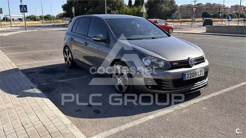 2012 Volkswagen GOLF