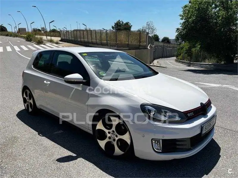 2012 Volkswagen GOLF