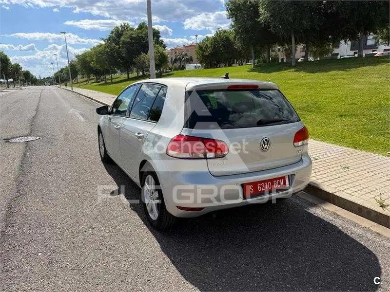 2012 Volkswagen GOLF