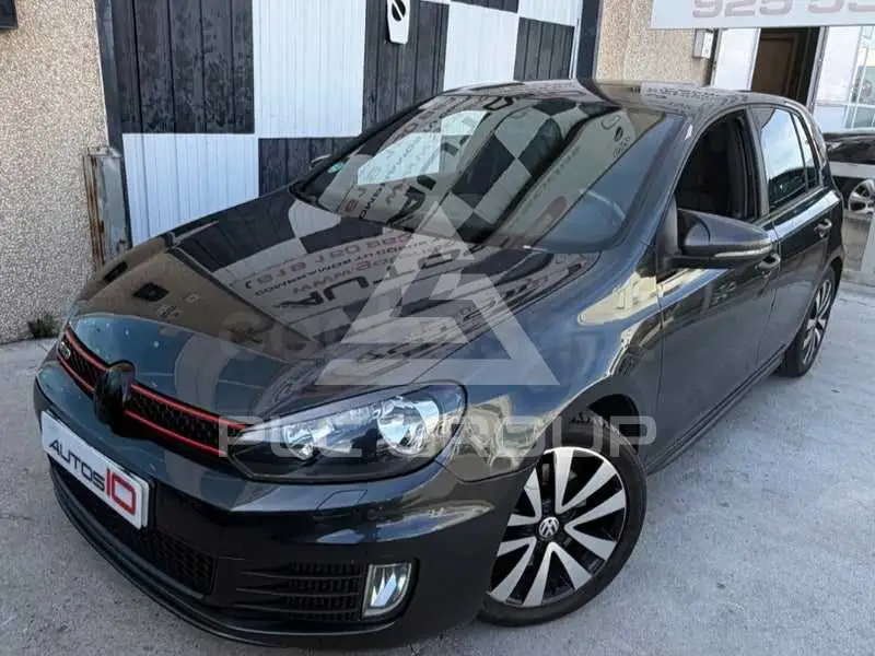 2012 Volkswagen GOLF