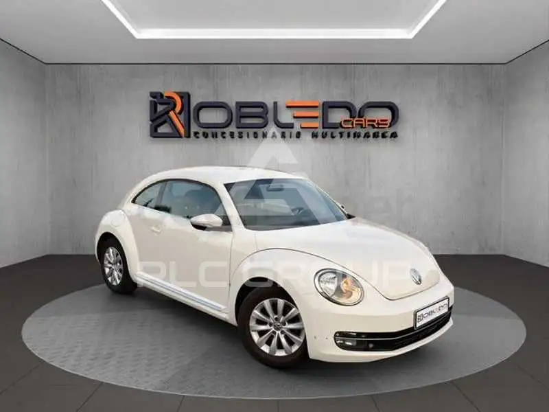 2012 Volkswagen BEETLE