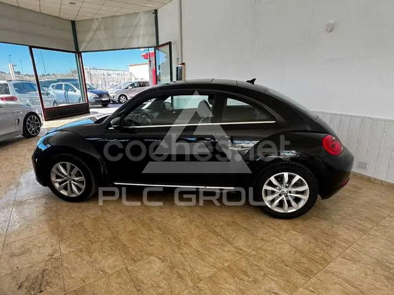 2012 Volkswagen BEETLE