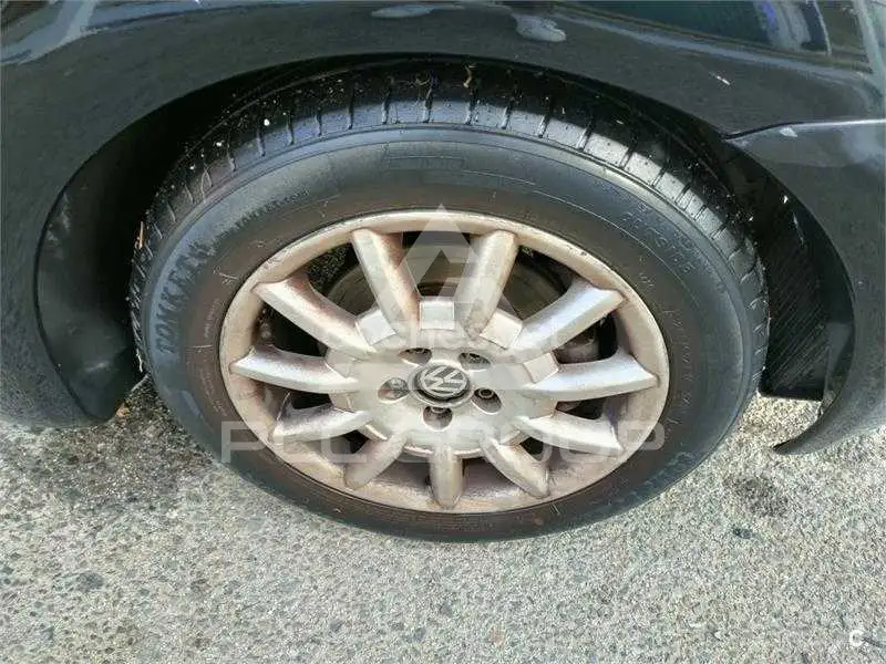 2012 Volkswagen BEETLE