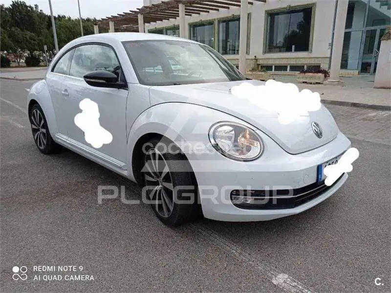 2012 Volkswagen BEETLE