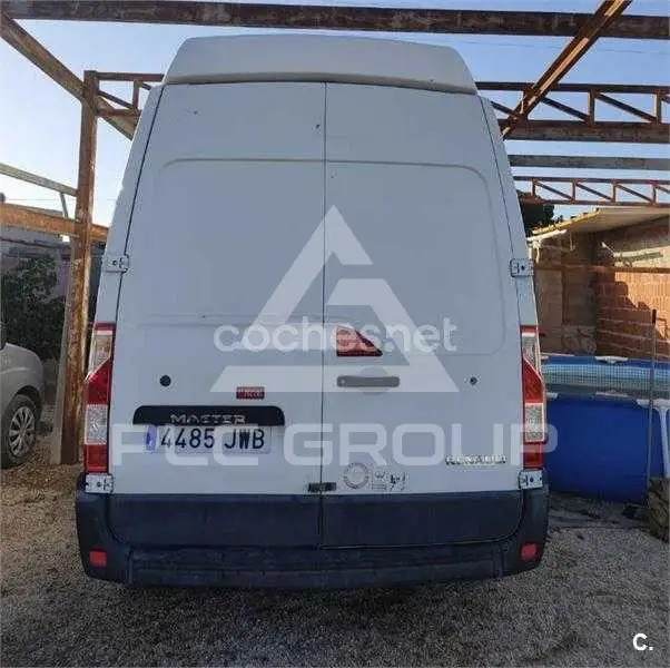 2012 Renault Master
