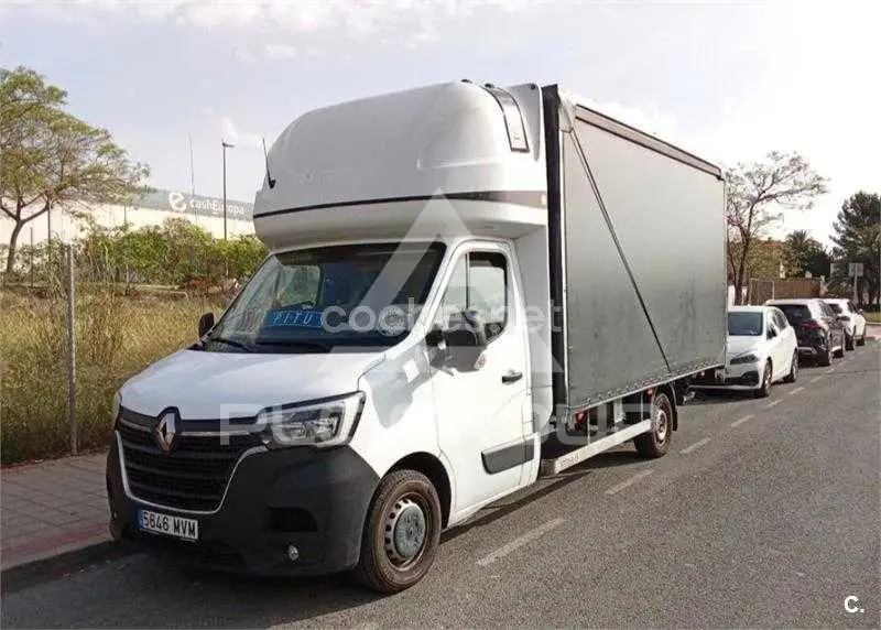 2012 Renault Master