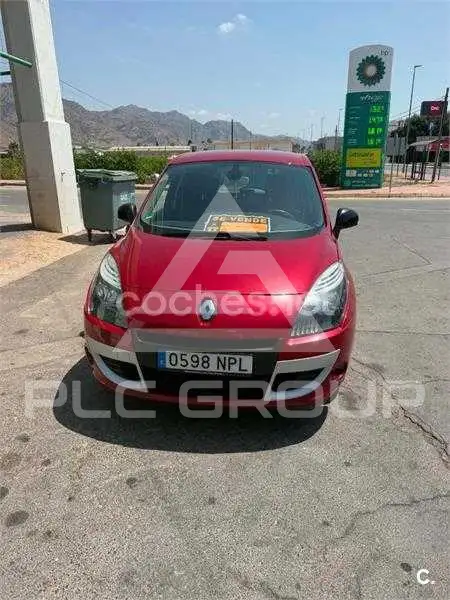 2012 Renault Scenic