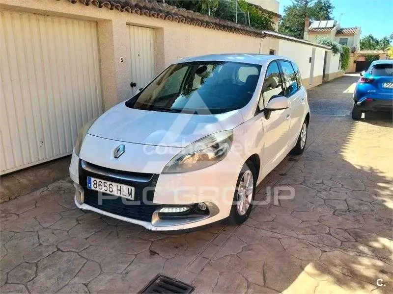 2012 Renault Scenic