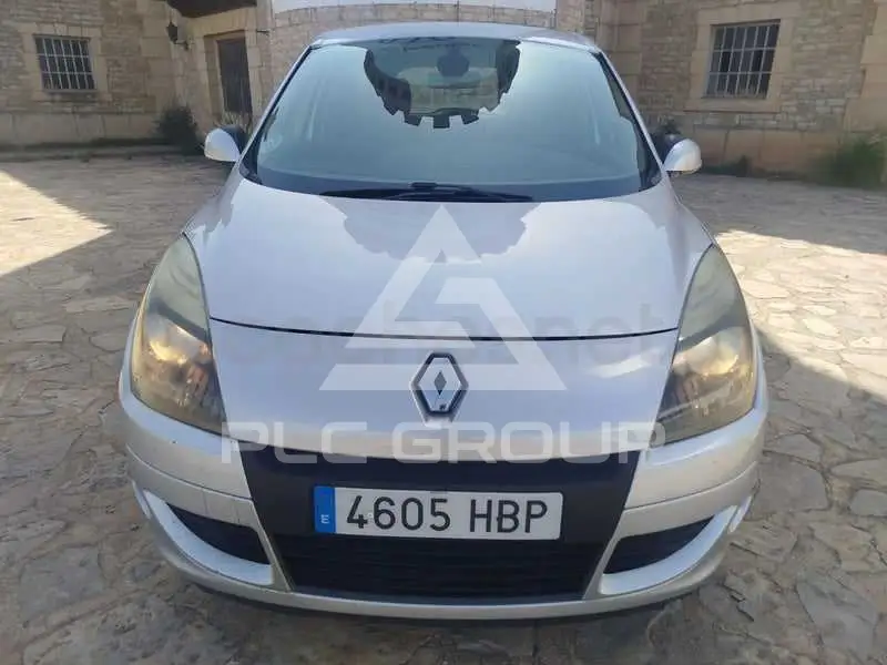 2012 Renault Scenic