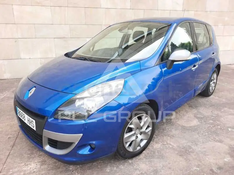 2012 Renault Scenic
