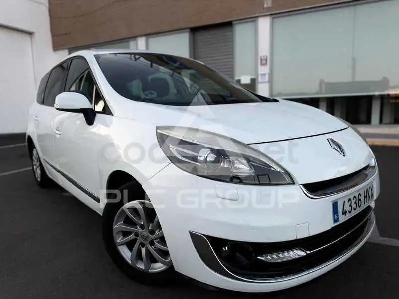 2012 Renault Scenic