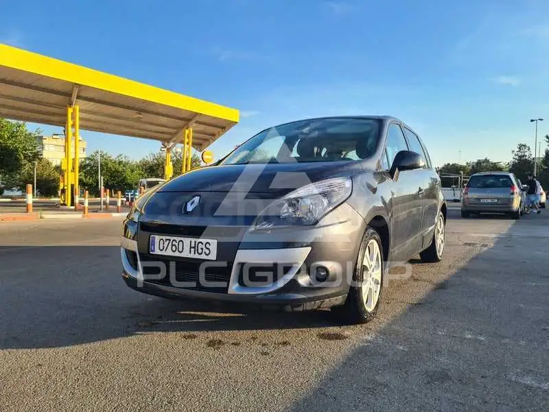 2012 Renault Scenic