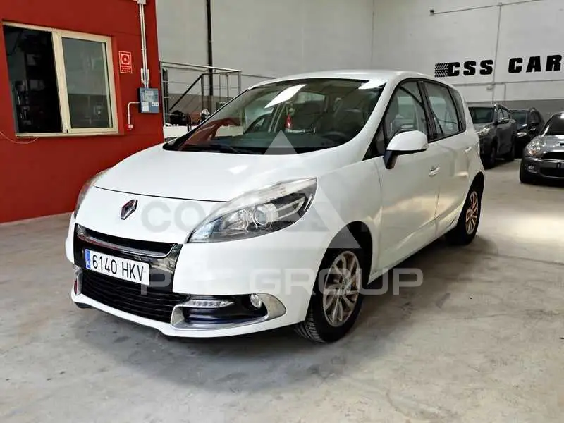 2012 Renault Scenic