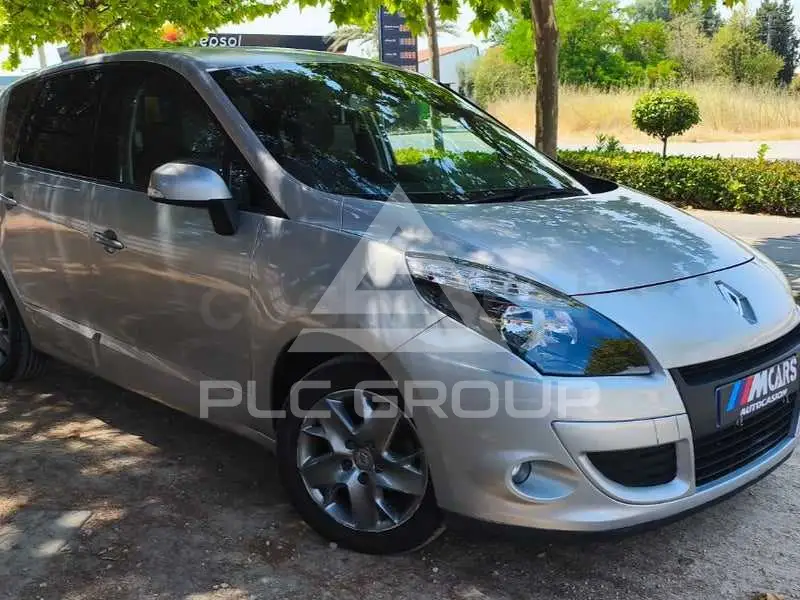 2012 Renault Scenic