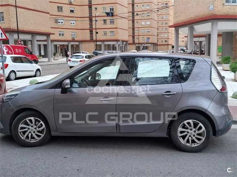 2012 Renault Scenic