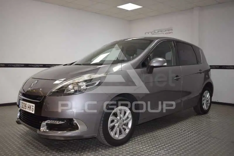 2012 Renault Scenic