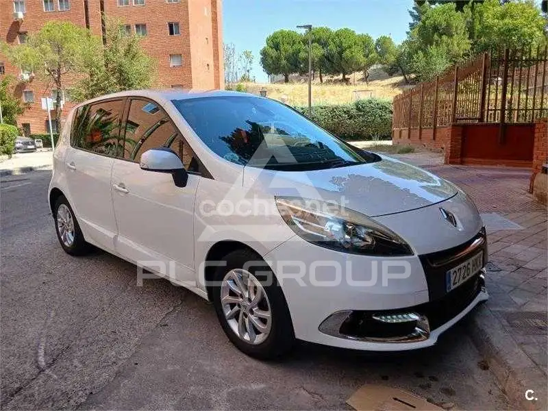 2012 Renault Scenic
