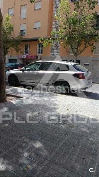 2012 Renault Laguna
