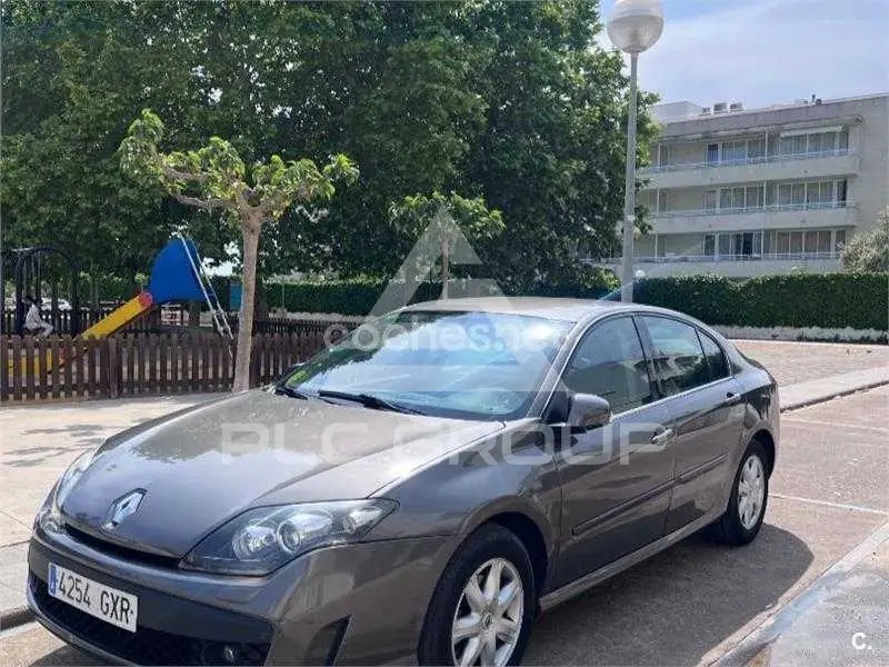 2012 Renault Laguna