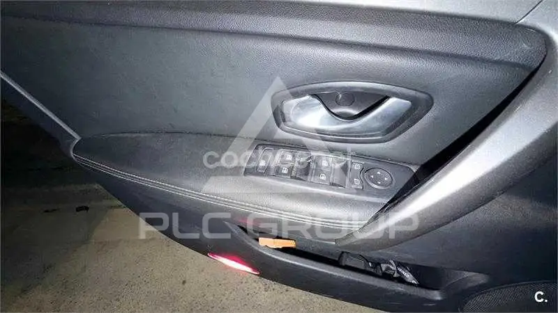 2012 Renault Laguna