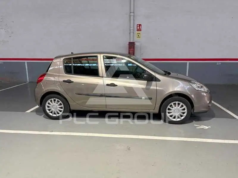 2012 Renault Clio