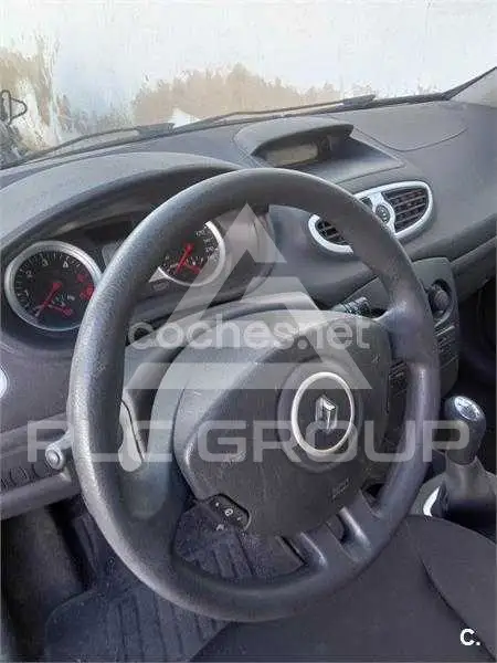 2012 Renault Clio