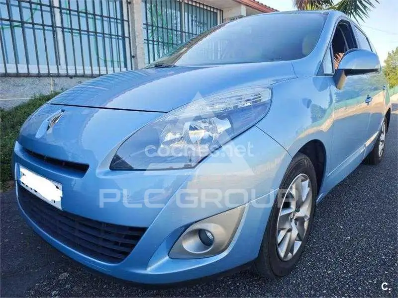 2012 Renault Grand Scenic
