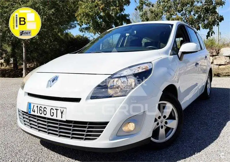 2012 Renault Grand Scenic