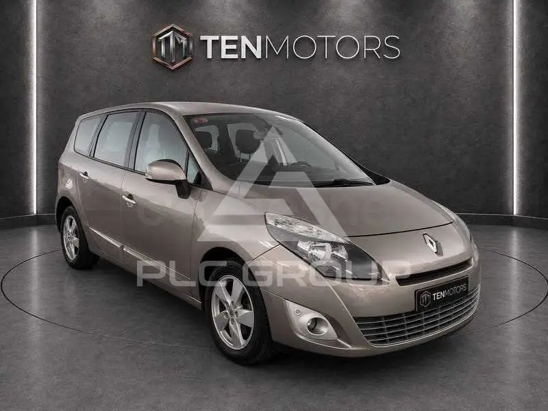 2012 Renault Grand Scenic
