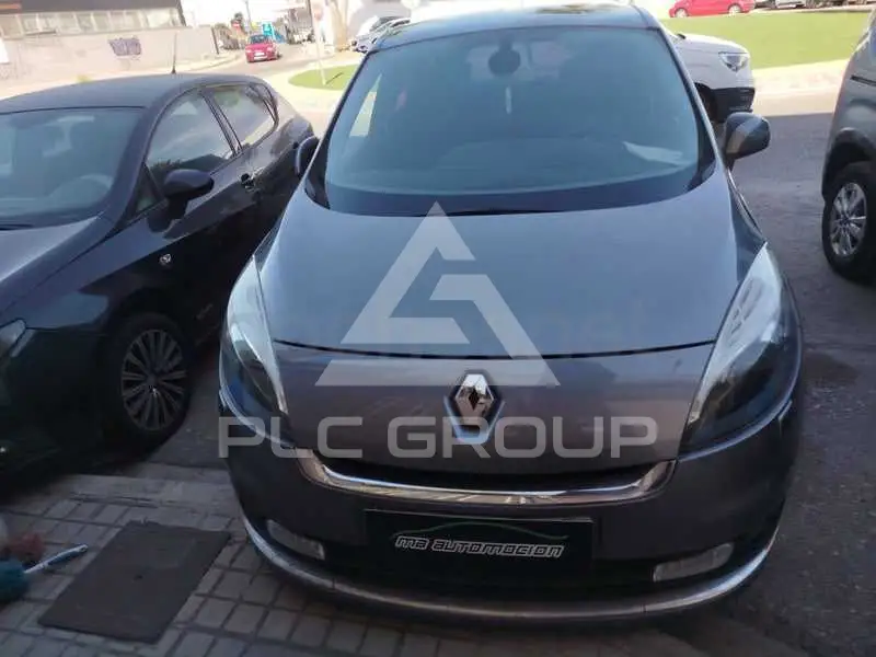 2012 Renault Grand Scenic