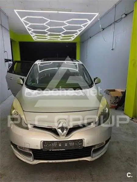 2012 Renault Grand Scenic