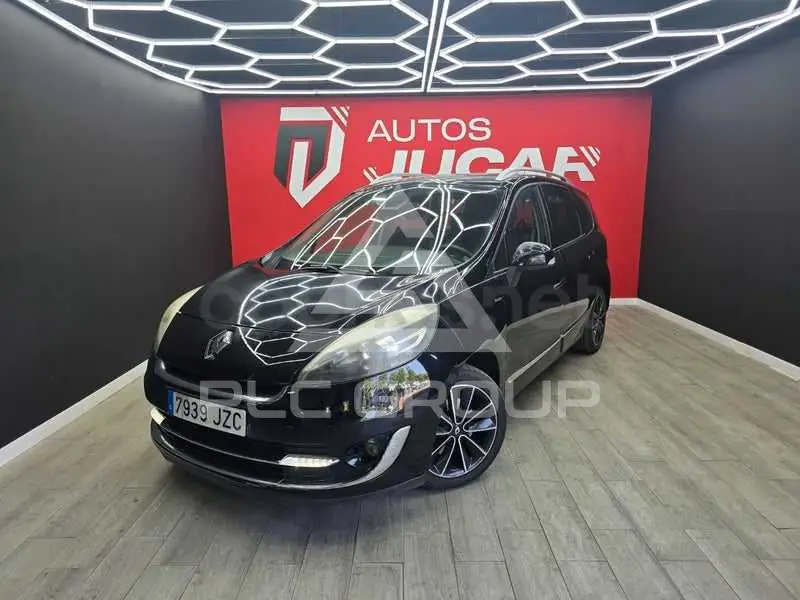 2012 Renault Grand Scenic