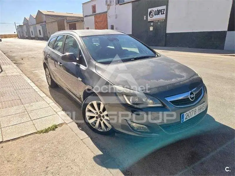 2012 Opel Astra