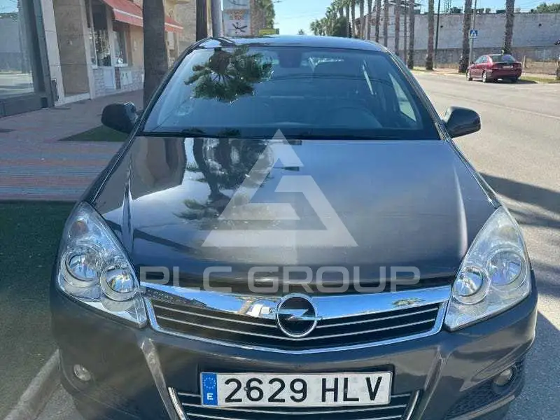 2012 Opel Astra