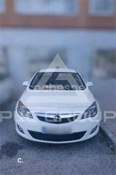 2012 Opel Astra