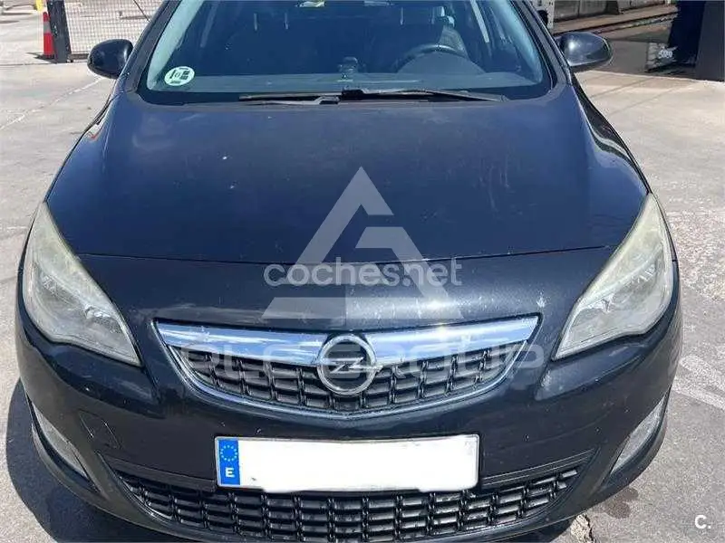 2012 Opel Astra