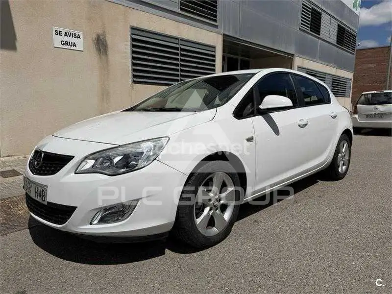 2012 Opel Astra