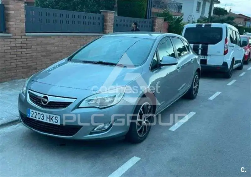 2012 Opel Astra