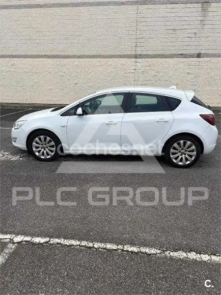 2012 Opel Astra