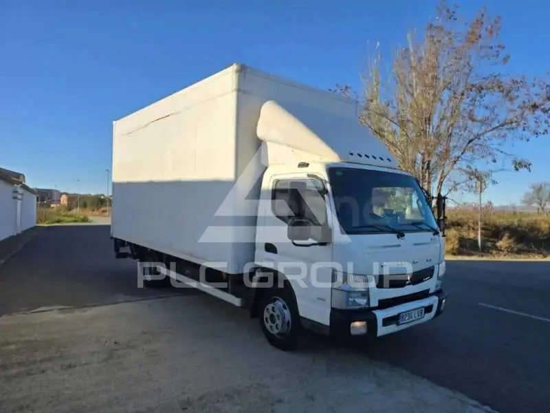 2013 Mitsubishi Canter
