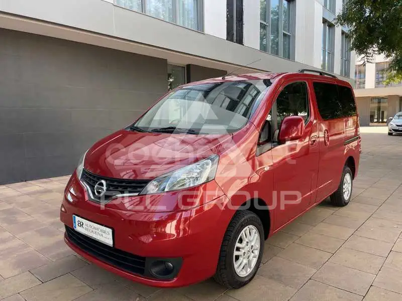 2013 Nissan NV 200