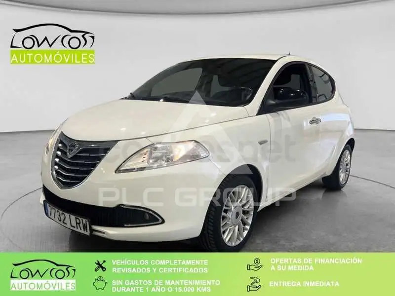 2013 Lancia YPSILON